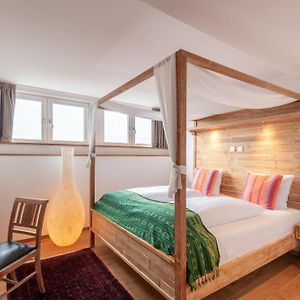 Kamer met een King Size Bed